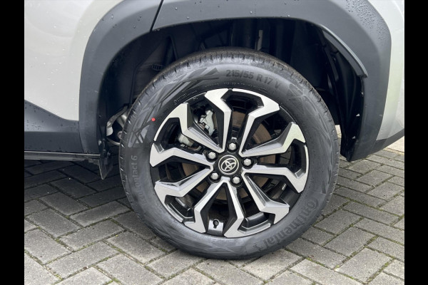 Toyota Yaris Cross 1.5 Hybrid 116 Dynamic Plus | Stoel + Stuurverwarming, Smart Connect, 17 inch, Keyless, LED