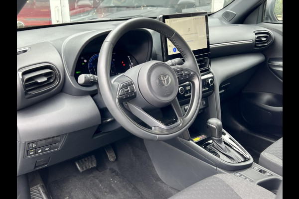 Toyota Yaris Cross 1.5 Hybrid 116 Dynamic Plus | Stoel + Stuurverwarming, Smart Connect, 17 inch, Keyless, LED