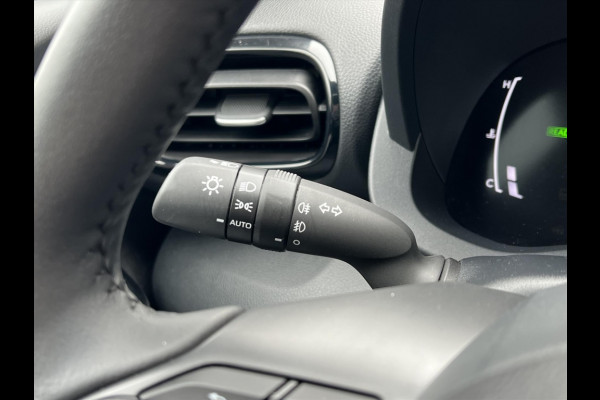 Toyota Yaris Cross 1.5 Hybrid 116 Dynamic Plus | Stoel + Stuurverwarming, Smart Connect, 17 inch, Keyless, LED