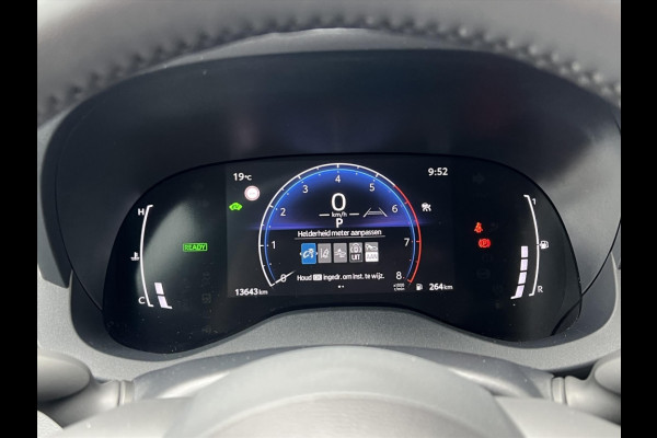 Toyota Yaris Cross 1.5 Hybrid 116 Dynamic Plus | Stoel + Stuurverwarming, Smart Connect, 17 inch, Keyless, LED