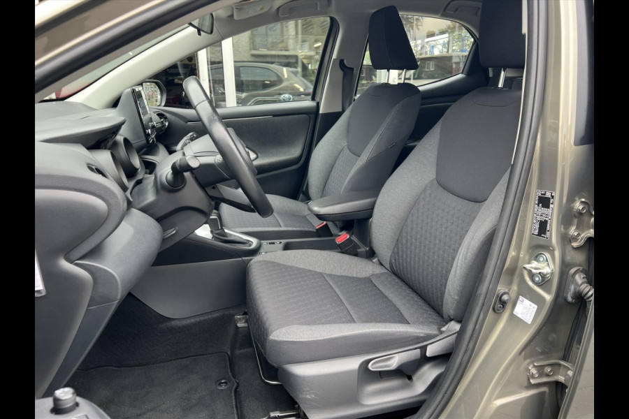 Toyota Yaris 1.5 Hybrid First Edition | Eerste eigenaar, Lichtmetalen velgen, Keyless, Startknop, Apple CarPlay/Android Auto