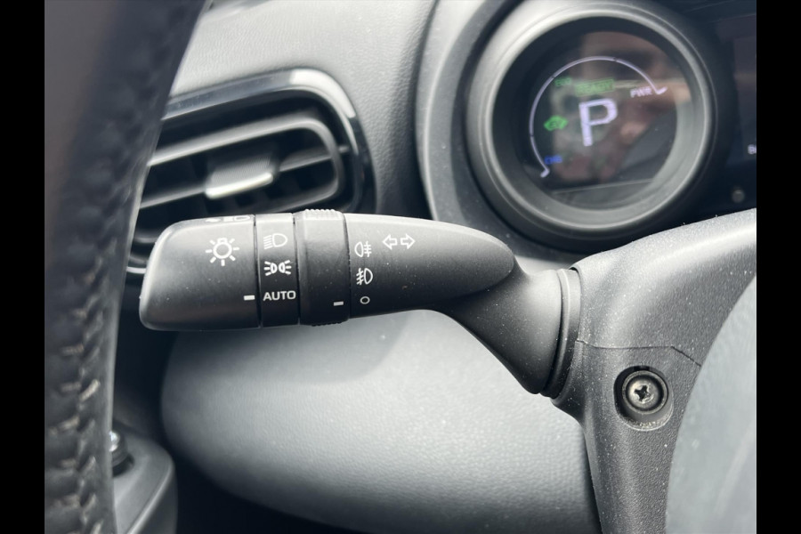 Toyota Yaris 1.5 Hybrid First Edition | Eerste eigenaar, Lichtmetalen velgen, Keyless, Startknop, Apple CarPlay/Android Auto