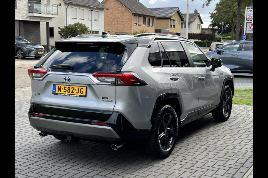 Toyota RAV4 2.5 Hybrid Bi-Tone | Trekhaak, 18 inch, Parkeersensoren, Stoel + Stuurverwarming, LED, Apple CarPlay/Android Auto