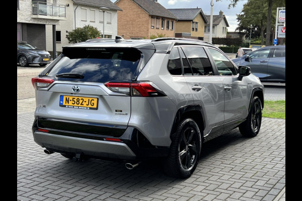 Toyota RAV4 2.5 Hybrid Bi-Tone | Trekhaak, 18 inch, Parkeersensoren, Stoel + Stuurverwarming, LED, Apple CarPlay/Android Auto