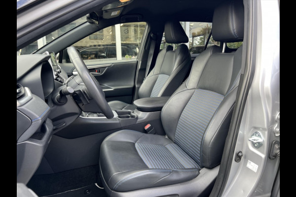 Toyota RAV4 2.5 Hybrid Bi-Tone | Trekhaak, 18 inch, Parkeersensoren, Stoel + Stuurverwarming, LED, Apple CarPlay/Android Auto