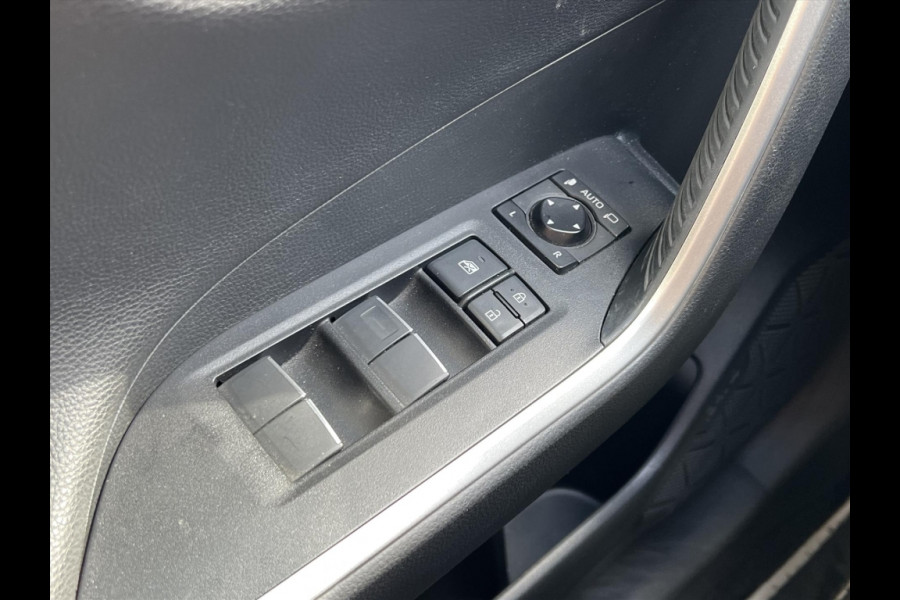 Toyota RAV4 2.5 Hybrid Bi-Tone | Trekhaak, 18 inch, Parkeersensoren, Stoel + Stuurverwarming, LED, Apple CarPlay/Android Auto