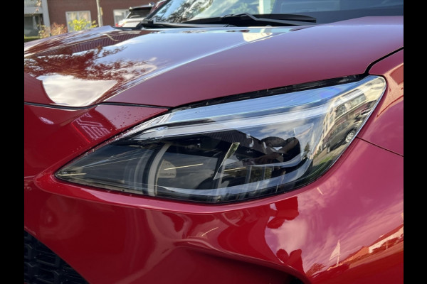 Toyota Yaris Cross 1.5 Hybrid 116 Dynamic Plus | Stoel + Stuurverwarming, Smart Connect, 17 inch, Keyless, LED