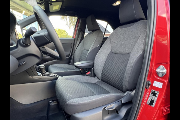 Toyota Yaris Cross 1.5 Hybrid 116 Dynamic Plus | Stoel + Stuurverwarming, Smart Connect, 17 inch, Keyless, LED