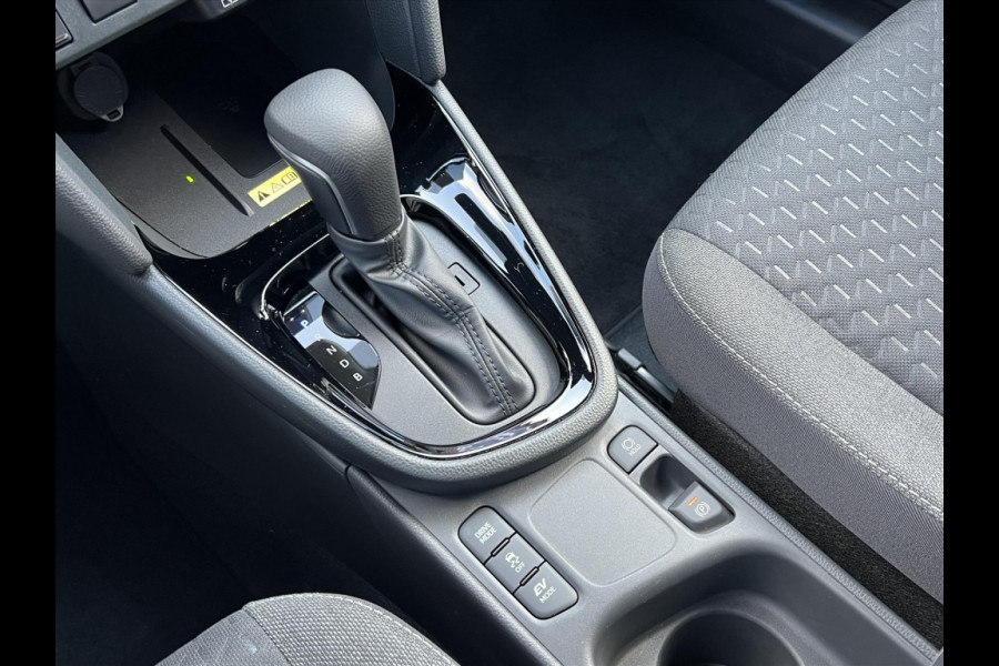 Toyota Yaris Cross 1.5 Hybrid 116 Dynamic Plus | Stoel + Stuurverwarming, Smart Connect, 17 inch, Keyless, LED