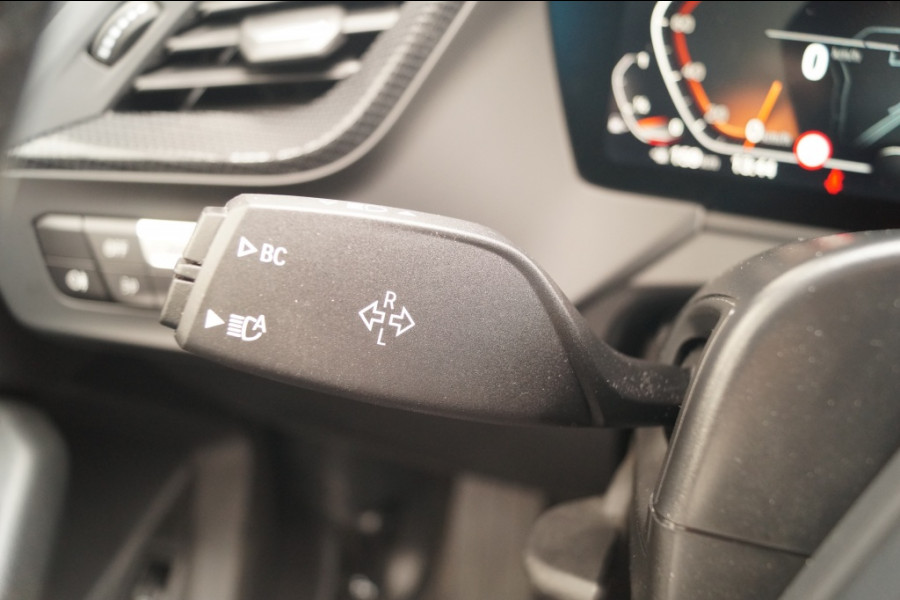 BMW 1-serie 118i 136pk Automaat Sportline -NAVI-ECC-CAM-PDC-