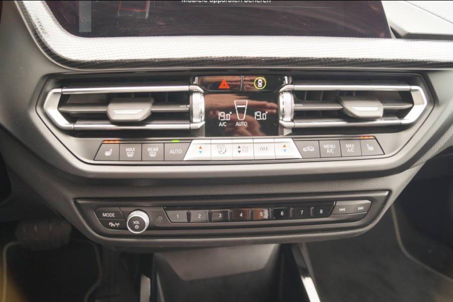 BMW 1-serie 118i 136pk Automaat Sportline -NAVI-ECC-CAM-PDC-