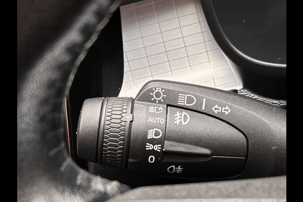 Volvo XC40 1.5 T4 Recharge R-Design Expression | Apple/Carplay | Camera | Elek. Kofferklep | Climate/Control | Cruise/Control |