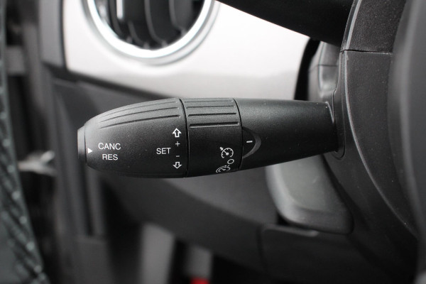 Fiat 500C 1.0 Hybrid Dolcevita Lederen Bekleding Cruise Control Climate Control Parkeersensoren Achter DAB Lichtmetalen Velgen