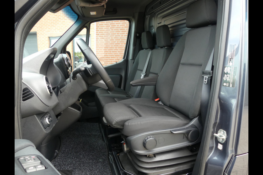 Mercedes-Benz Sprinter 317 CDI L2H2 LED/Camera/PDC/Geveerde stoel/Navigatie
