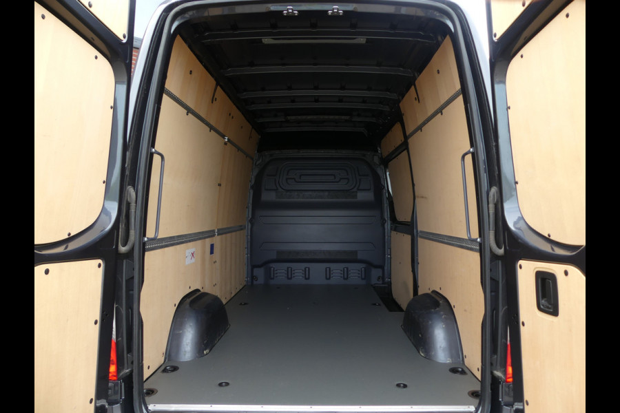 Mercedes-Benz Sprinter 317 CDI L2H2 LED/Camera/PDC/Geveerde stoel/Navigatie