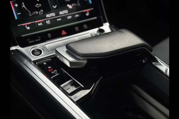 Audi e-tron Sportback 55 quattro S edition 95 kWh 91% SoH (NL-auto,Dealer OndH, Panorama, B&O, Camera, PDC, StoelV, Carplay, Etc)