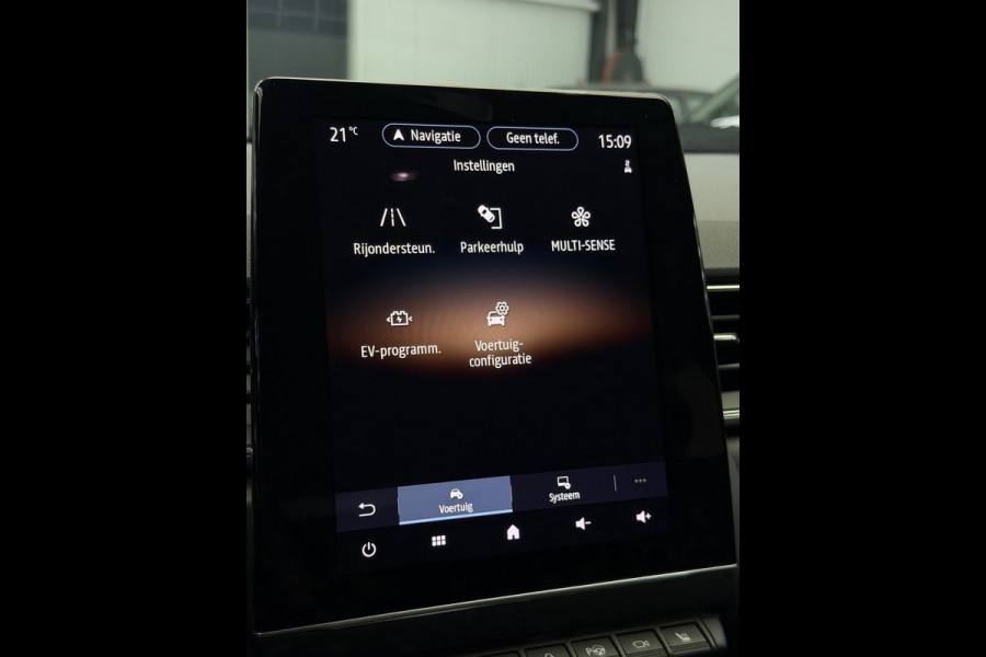 Renault Captur 1.6 E-Tech Plug-in Hybrid 160 Initiale Paris Camera