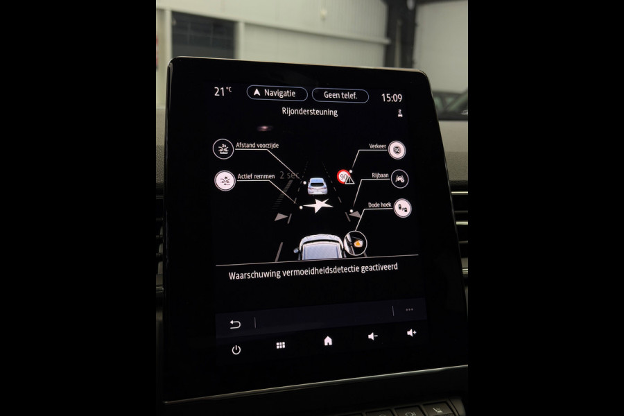 Renault Captur 1.6 E-Tech Plug-in Hybrid 160 Initiale Paris Camera