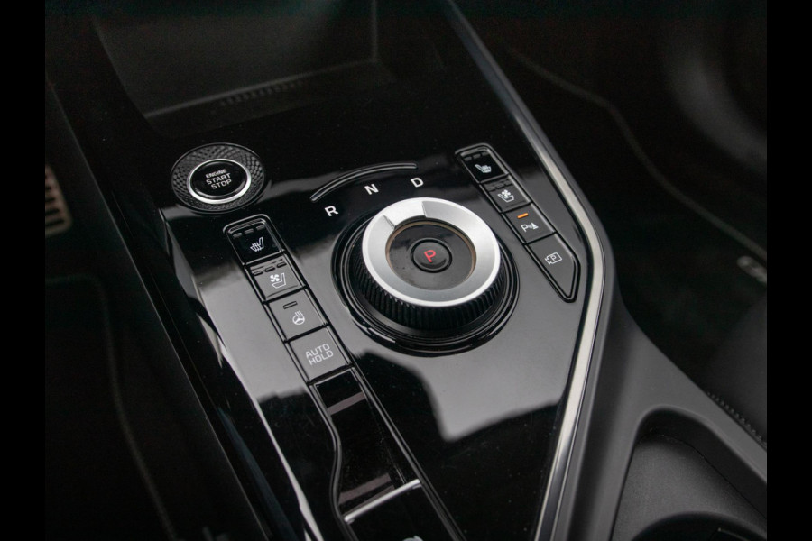 Kia Niro 1.6 GDi Hybrid ExecutiveLine l Stoel verwarming en ventilatie l Harman Kardon l Schuifkantel dak l 100 % onderhouden