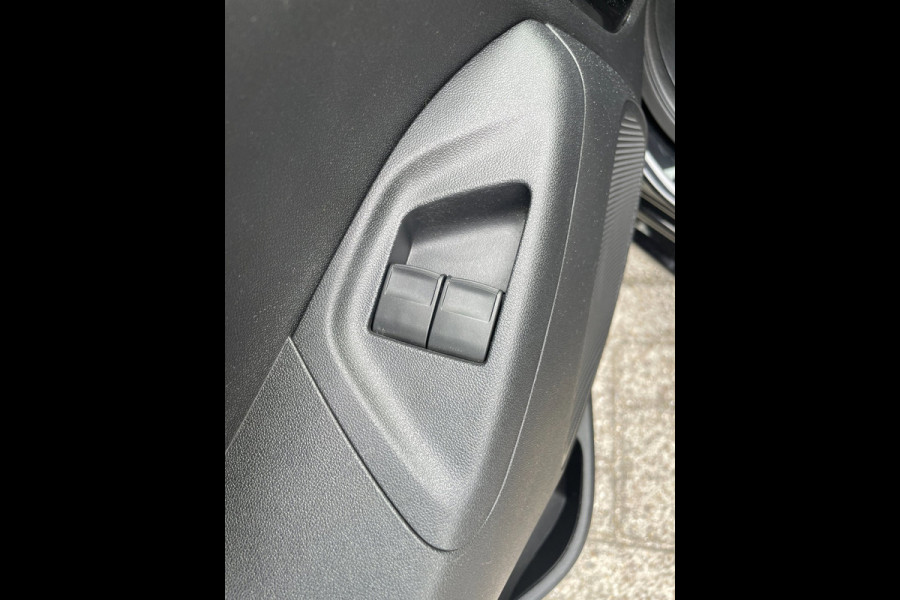 Toyota Aygo 1.0 VVT-i x-cite | groot scherm | NL-auto | eerste eigenaar.