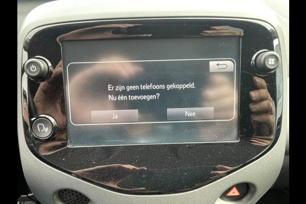 Toyota Aygo 1.0 VVT-i x-cite | groot scherm | NL-auto | eerste eigenaar.