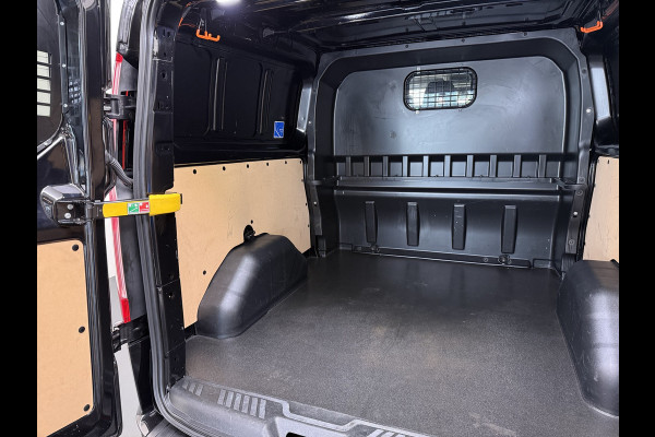 Ford Transit Custom 320 2.0TDCI 170PK Automaat L2H1 Dubbele Cabine 2X Schuifdeur Adap.Cruise 5-Persoons Leder+Verwarmd Trekhaak Navi Camera Pdc Appl Euro 6 Lmv 18" Sidebars Betonplex Vloer Wandbetimmering Lane Assist 3.200KG Trekgewicht