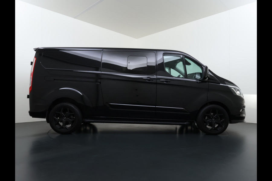 Ford Transit Custom 320 2.0TDCI 170PK Automaat L2H1 Dubbele Cabine 2X Schuifdeur Adap.Cruise 5-Persoons Leder+Verwarmd Trekhaak Navi Camera Pdc Appl Euro 6 Lmv 18" Sidebars Betonplex Vloer Wandbetimmering Lane Assist 3.200KG Trekgewicht