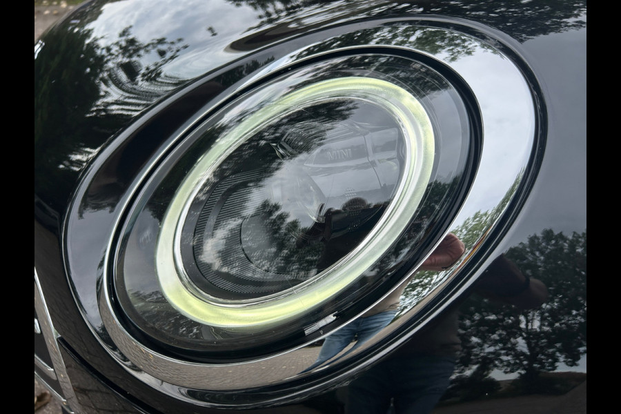 MINI Clubman 1.5 Cooper Business Edition LED Sport Stoelen Camera 1e EIG Nederlandse Auto