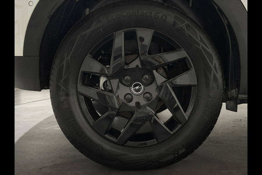 Opel Mokka-e GS Line 50-kWh 11kw bl. | ACC | Keyless | Stoelen & stuur verwarmd | Matrix Intellilux | Privacy