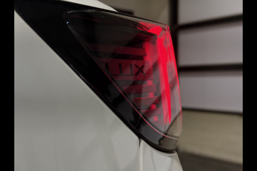 Opel Mokka-e GS Line 50-kWh 11kw bl. | ACC | Keyless | Stoelen & stuur verwarmd | Matrix Intellilux | Privacy