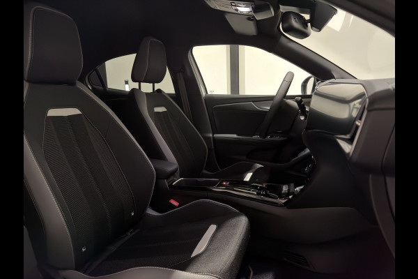 Opel Mokka-e GS Line 50-kWh 11kw bl. | ACC | Keyless | Stoelen & stuur verwarmd | Matrix Intellilux | Privacy
