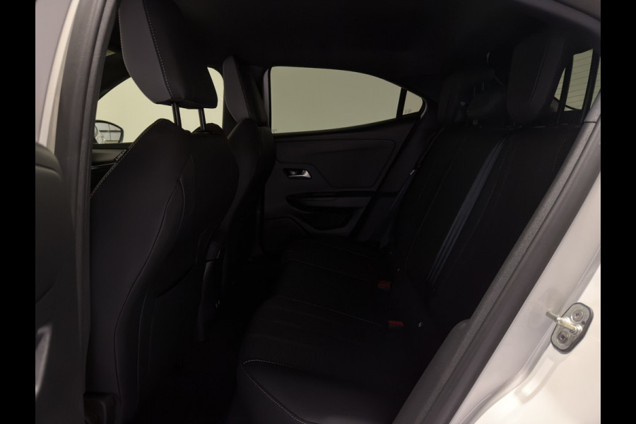 Opel Mokka-e GS Line 50-kWh 11kw bl. | ACC | Keyless | Stoelen & stuur verwarmd | Matrix Intellilux | Privacy