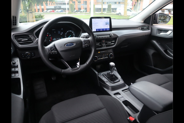 Ford FOCUS Wagon 1.0 EcoBoost Hybrid Titanium Style Navi / Carplay / Blis / Afn.Trekh / Adap. Cruise / Mild-Hybride