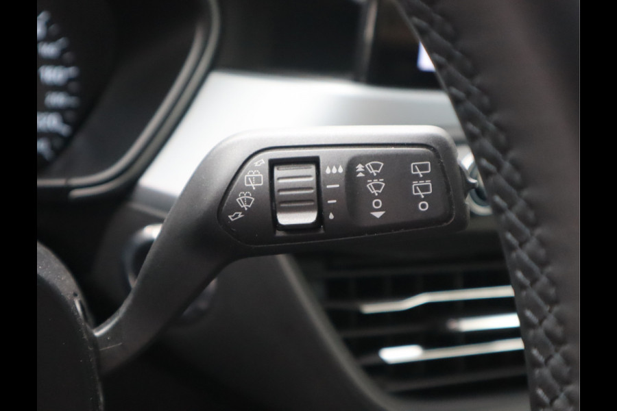 Ford FOCUS Wagon 1.0 EcoBoost Hybrid Titanium Style Navi / Carplay / Blis / Afn.Trekh / Adap. Cruise / Mild-Hybride