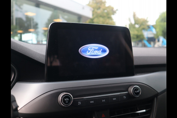 Ford FOCUS Wagon 1.0 EcoBoost Hybrid Titanium Style Navi / Carplay / Blis / Afn.Trekh / Adap. Cruise / Mild-Hybride