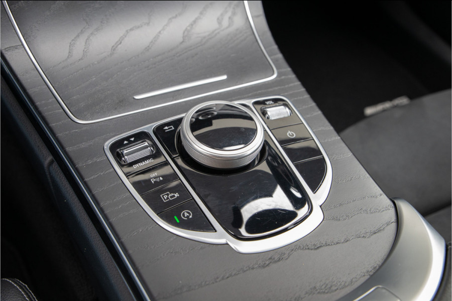 Mercedes-Benz C-Klasse Estate 200 AMG Sportpakket, Distronic, Trekhaak, Camera Facelift