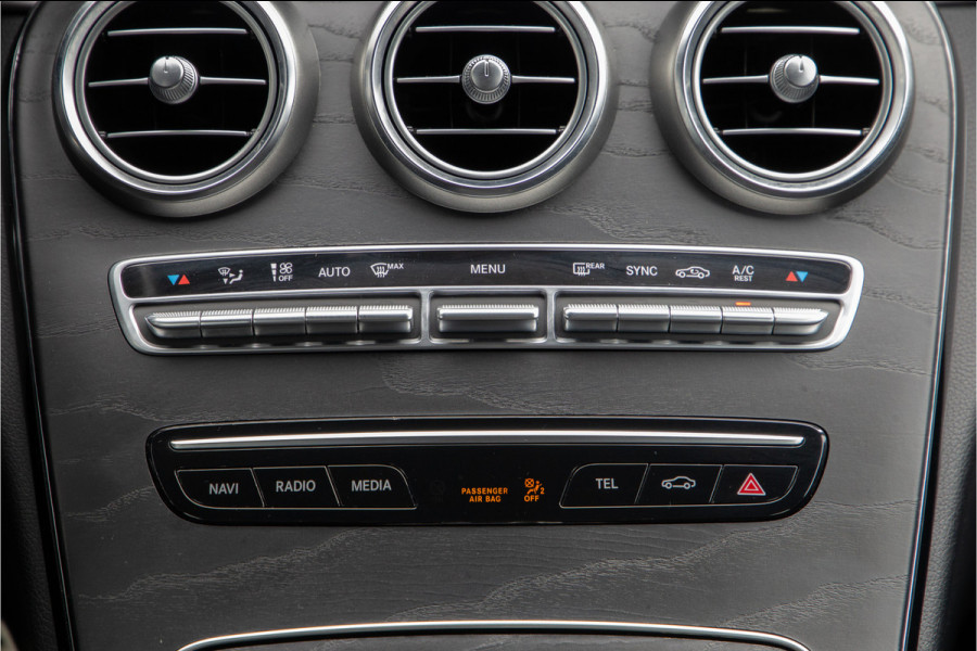 Mercedes-Benz C-Klasse Estate 200 AMG Sportpakket, Distronic, Trekhaak, Camera Facelift