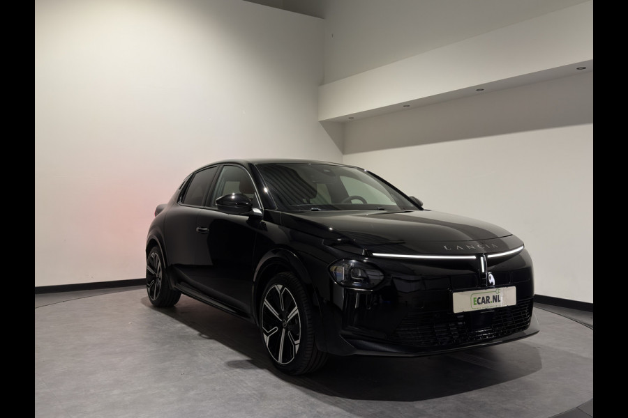 Lancia Ypsilon LX 51 kWh | Keyless | Velours bekleding | Stoelen verwarmd | Elektr. stoelen