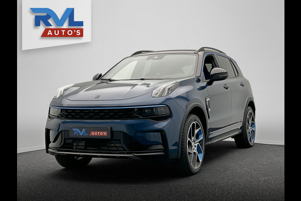 Lynk & Co 01 1.5 261PK Plug-in Hybrid | Origineel NL | Zwarte/Hemel 360° Camera Pano/dak Apple/Carplay Adaptive/Cruise