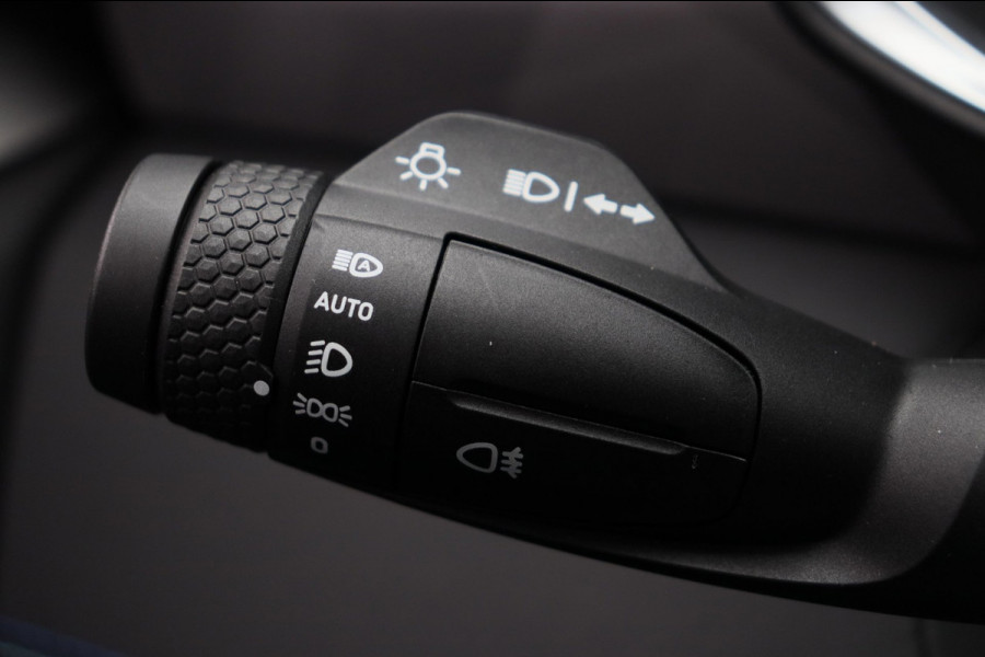 Lynk & Co 01 1.5 261PK Plug-in Hybrid | Origineel NL | Zwarte/Hemel 360° Camera Pano/dak Apple/Carplay Adaptive/Cruise