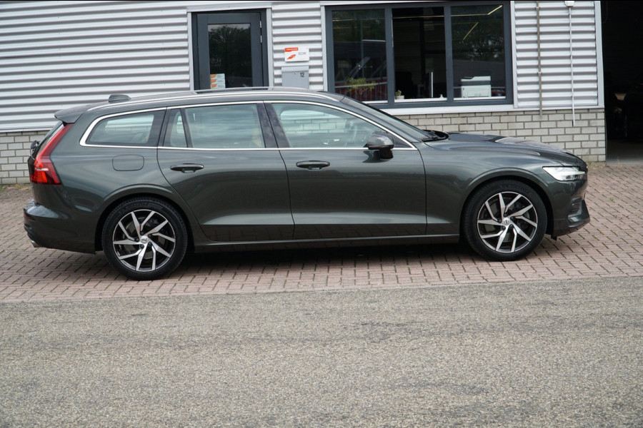 Volvo V60 2.0 T5 250 PK BEAUTY