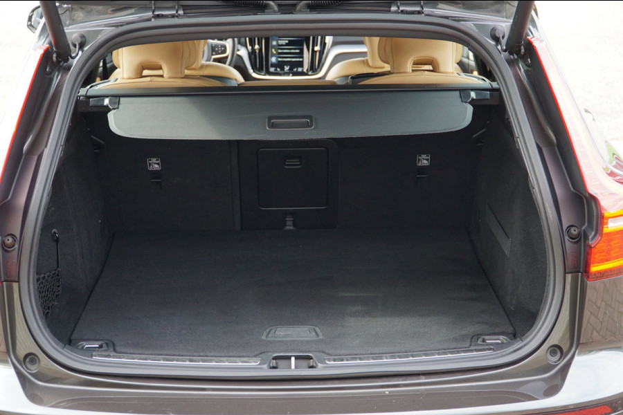 Volvo V60 2.0 T5 250 PK BEAUTY
