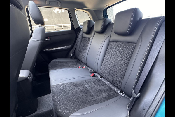 Suzuki Vitara 1.5 Hybrid Automaat Style AllGrip 4x4 | Pano-Dak | Trekhaak | LED | Adaptive CC | Navi | Cllimate |