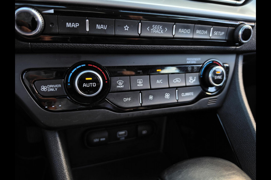 Kia Niro 1.6 GDi Hybrid DynamicLine | Navigatie | Parkeersensoren | Trekhaak