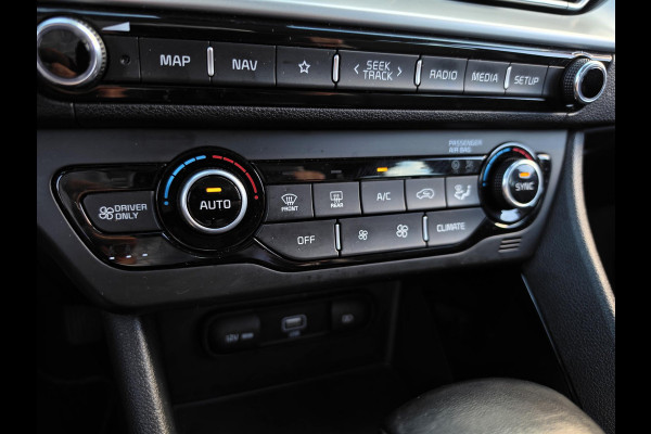 Kia Niro 1.6 GDi Hybrid DynamicLine | Navigatie | Parkeersensoren | Trekhaak