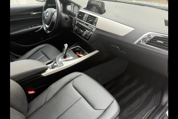 BMW 1-serie 118i High Executive | Dakraam | Leder | LED