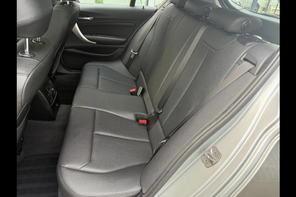 BMW 1-serie 118i High Executive | Dakraam | Leder | LED
