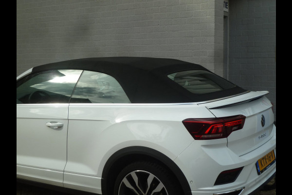 Volkswagen T-Roc Cabrio 1.5 TSI R-Line|Camera|Adaptive-Cruise|Virtual-Cockpit|LED|Afn.Trekhaak|Keyless-Entry/Go