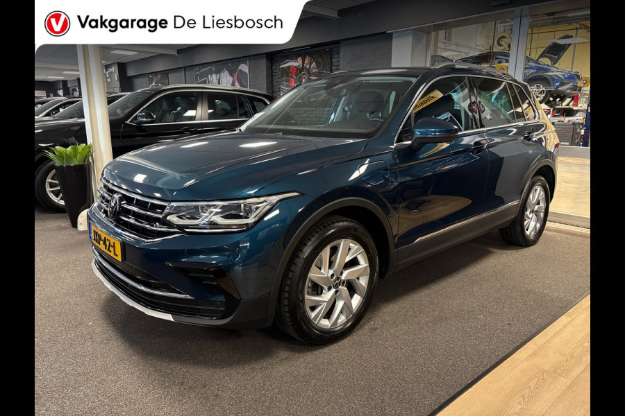 Volkswagen Tiguan 1.4 TSI eHybridbBusiness+ / navi / camera / carplay / stoelverw. / IQ light
