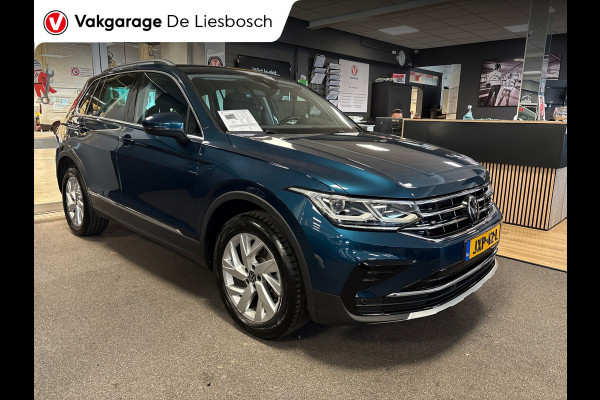 Volkswagen Tiguan 1.4 TSI eHybridbBusiness+ / navi / camera / carplay / stoelverw. / IQ light